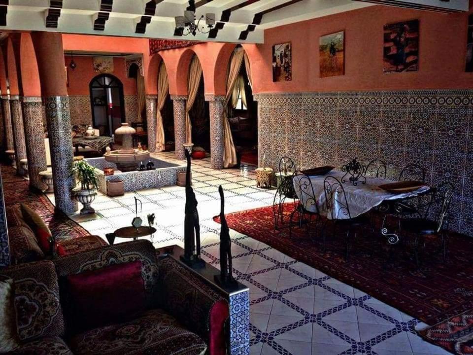 Riad Lala Fatima Узуд Екстериор снимка