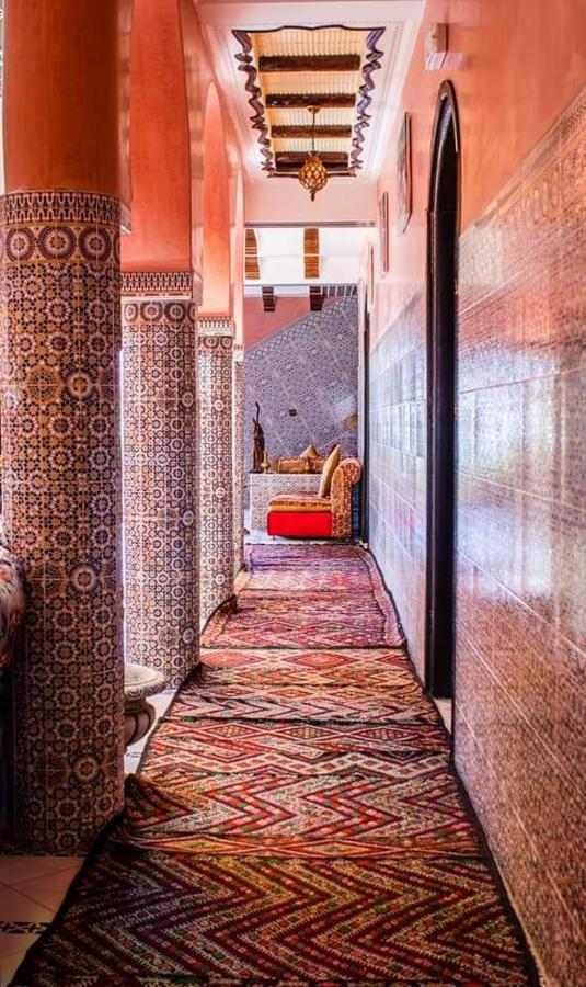 Riad Lala Fatima Узуд Стая снимка